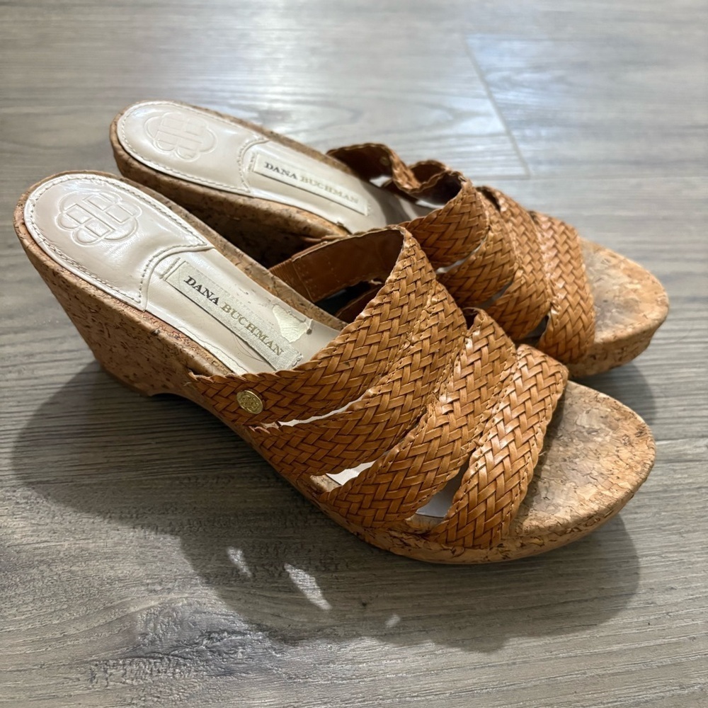 Dana Buchman Wedge Heels Peep Top Slip on‎ Sandals Woven Cork Sz 8 M Boho